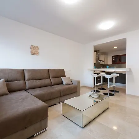 Las Canteras Beach Apartment *