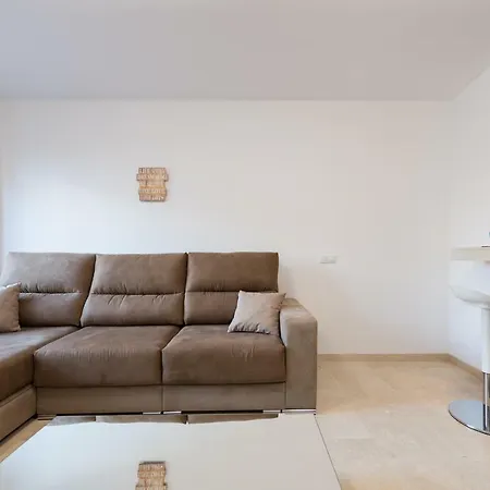 Las Canteras Beach Apartment *
